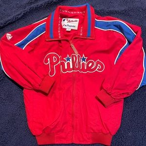 Philadelphia Phillies Majestic Jacket will fit a boys size 6-8